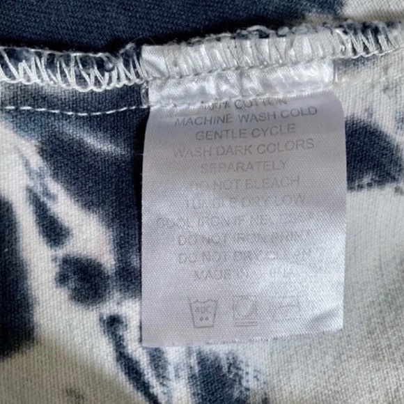 Worthy Threads Tie Dye Denim Boyfriend Trucker Jacket Size S - Picture 9 of 12